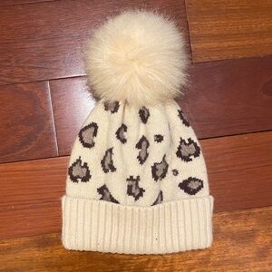 Chic Leopard Print Beanie with Pom Pom